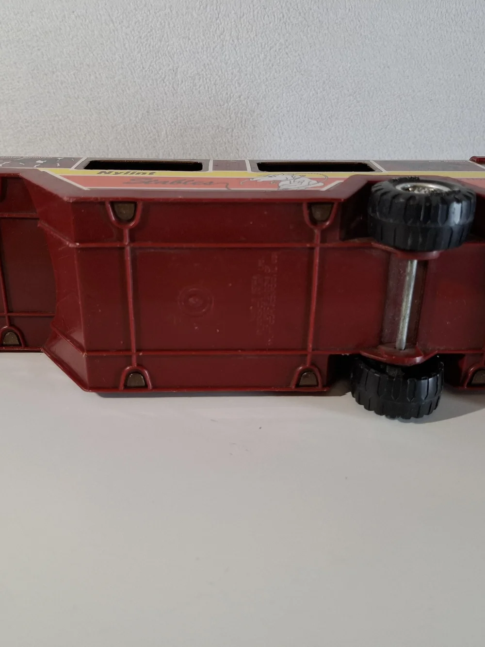 Nylint Vintage 90s Metal Red Kids Stable Trailer Toy